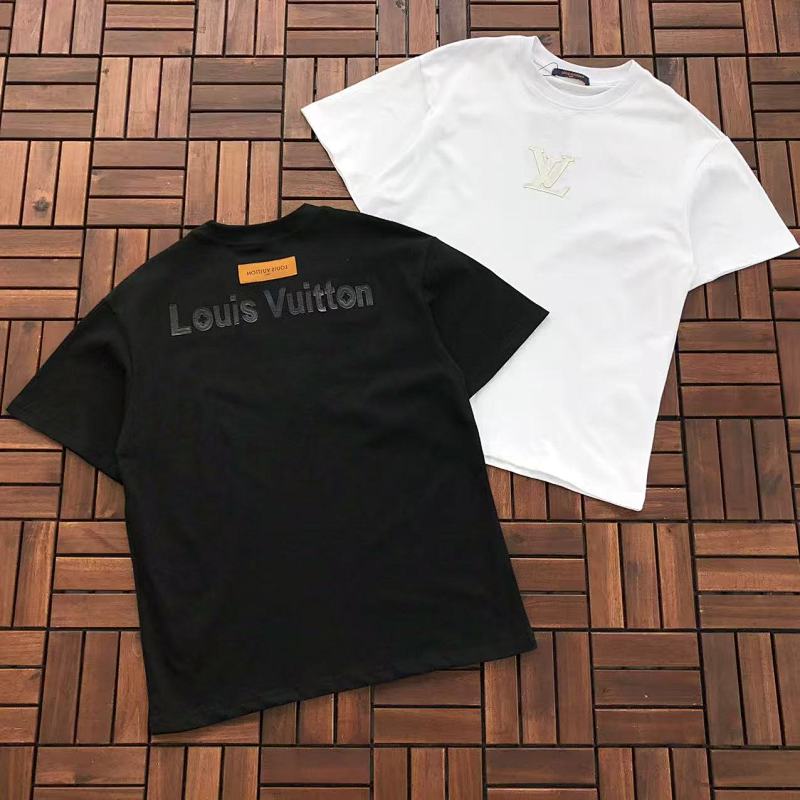 ~115 L🔥 T-SHIRT 77010715 (Im 176CM 58KG Iwear Size M In The Photo), photo 1