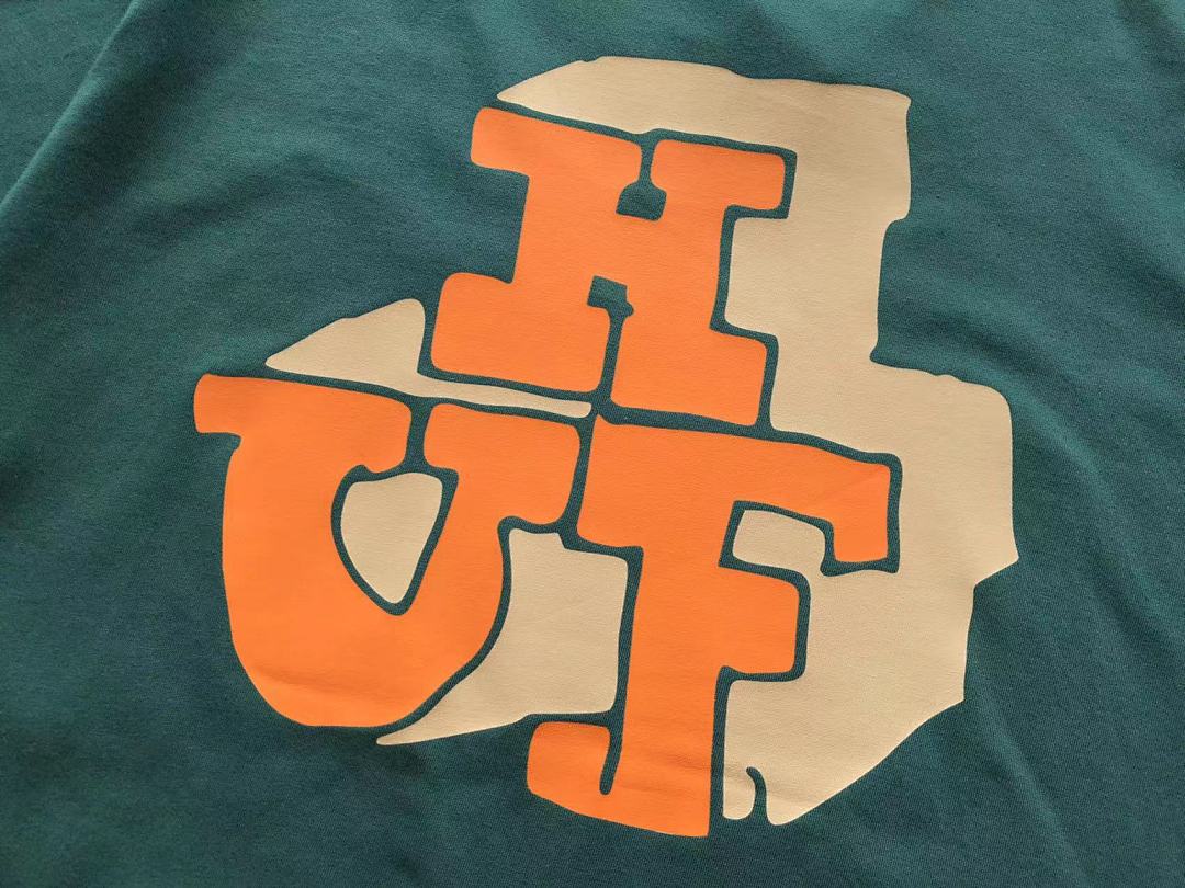 On Running ~98 HUF T-SHIRT - Image 13