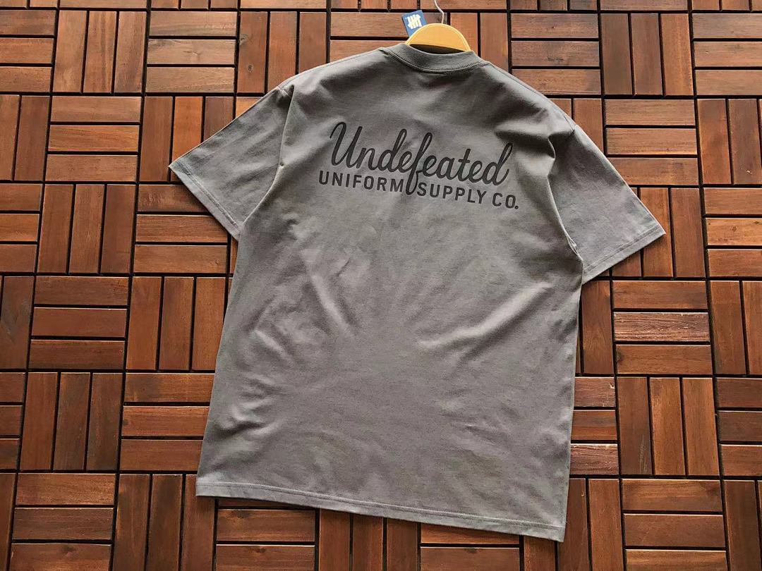 On Running ~89 UNDEFEATED T-SHIRT - Image 12
