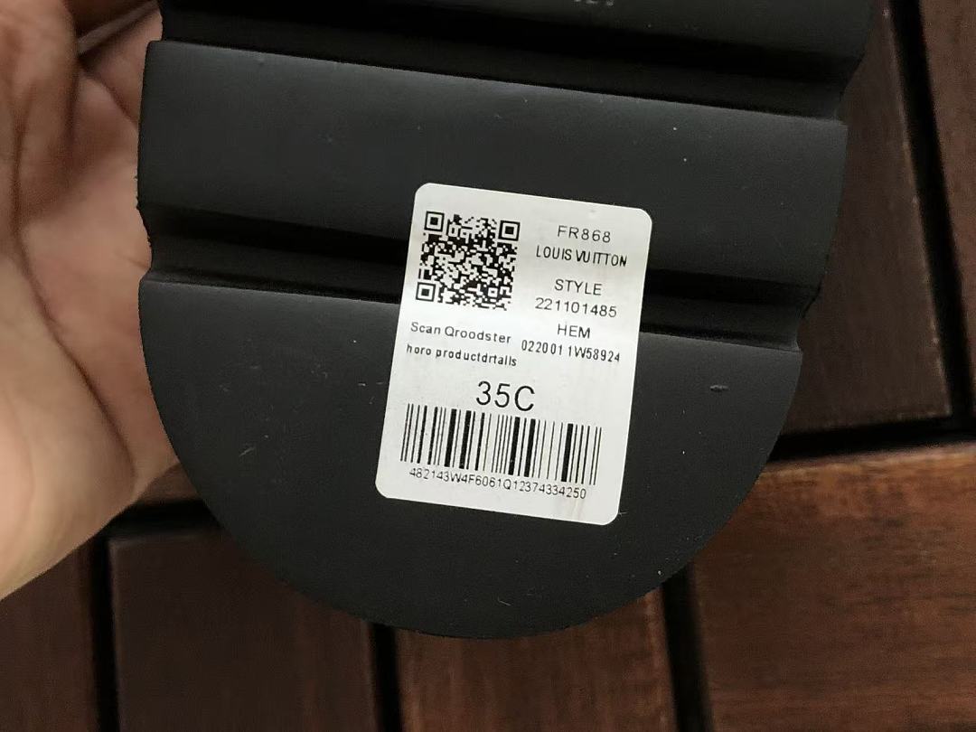 Other 125 L🔥SLIPPERS - Image 13