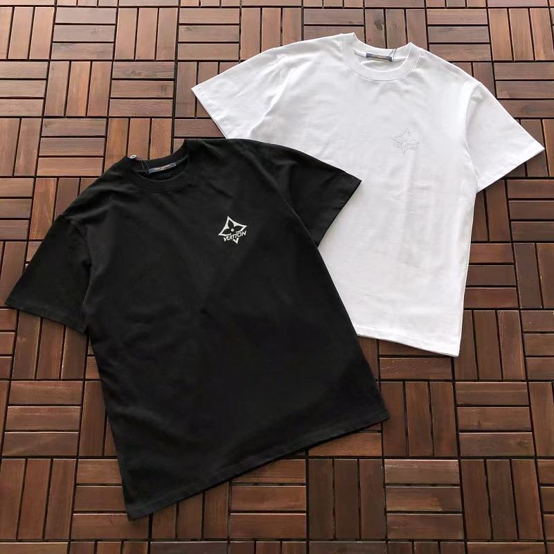 ~129 L🔥T-SHIRT 55043023 (Im 185CM 70KG Iwear Size M In The Photo), photo 1