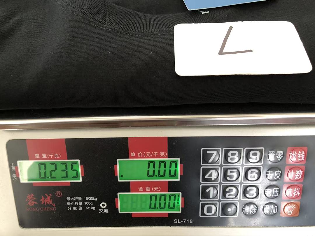 On Running ~85 UNDEFEATED T-SHIRT 55071053 (Im 185CM 70KG Iwear Size L In The Photo) - Image 23