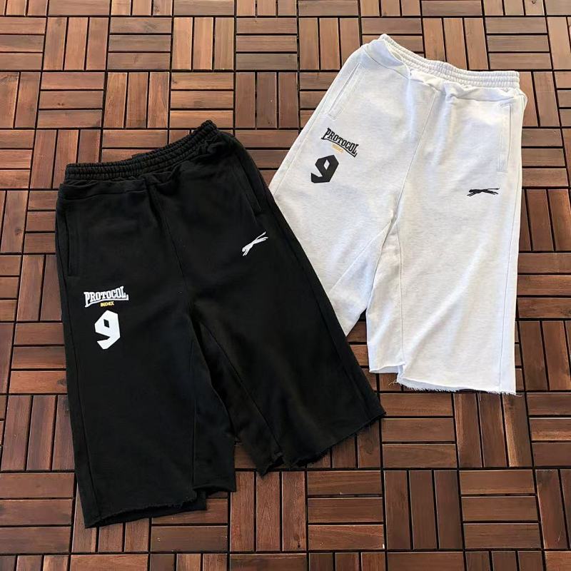 On Running ~139 FASHION SHORTS 55010521 (Im 176CM 58KG Iwear Size M In The Photo), photo 1