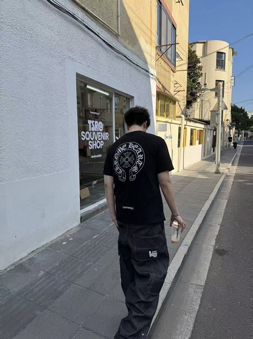 On Running ~109 CH🔥OM🔥 HE🔥RTS T-SHIRT 55022610 (Im 185CM 80KG Iwear Size S In The Photo) - Image 7