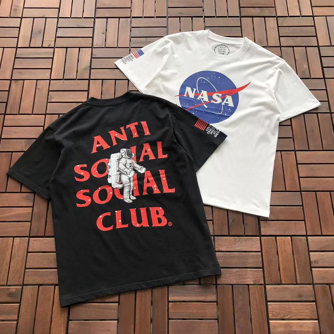On Running ~ 85 ANTI SOCIAL CLUB T-SHIRT 55041723 (Im 180CM 68KG Iwear Size M In The Photo)