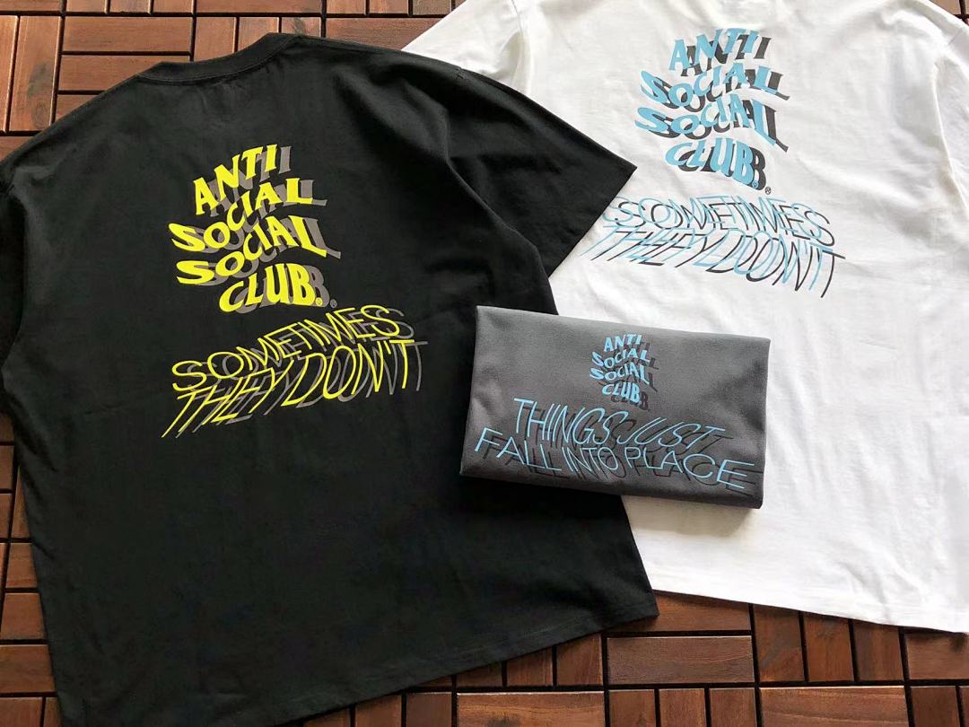 On Running ~89 ANTI SOCIAL CLUB T-SHIRT - Image 4