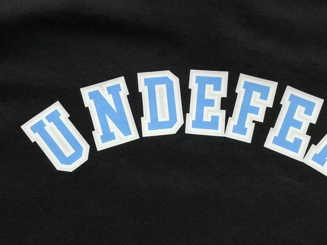 On Running ~85 UNDEFEATED T-SHIRT 55041752 (Im 185CM 80KG Iwear Size L In The Photo) - Image 17