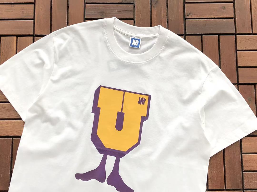 On Running ~85 UNDEFEATED T-SHIRT 55063049 (Im 180M 68KG Iwear Size L In The Photo) - Image 9