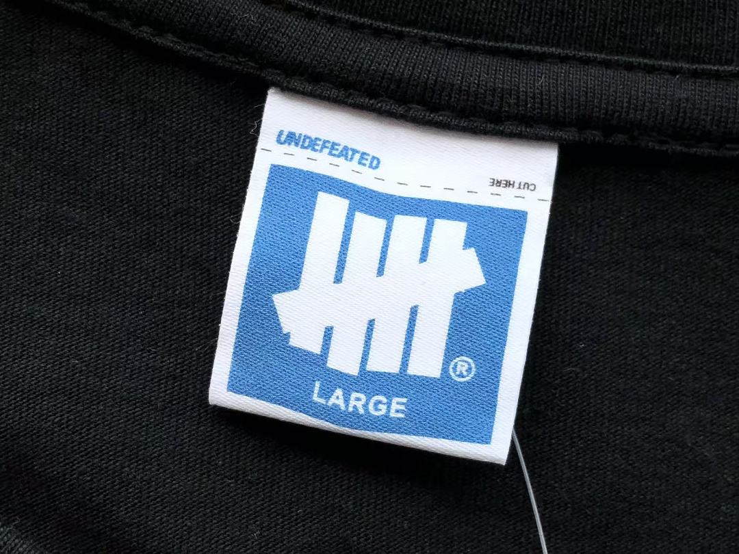On Running ~85 UNDEFEATED T-SHIRT 55063094 (Im 180CM 68KG Iwear Size L In The Photo) - Image 18