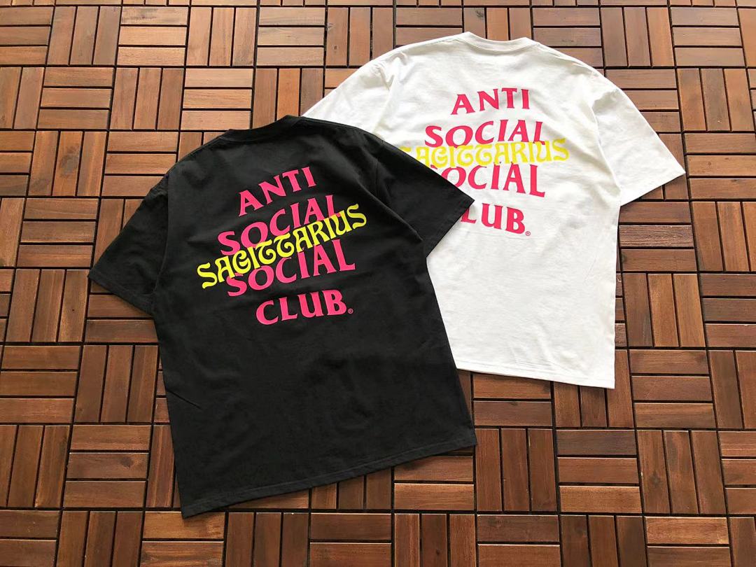 On Running ~99 ANTI SOCIAL CLUB T-SHIRT