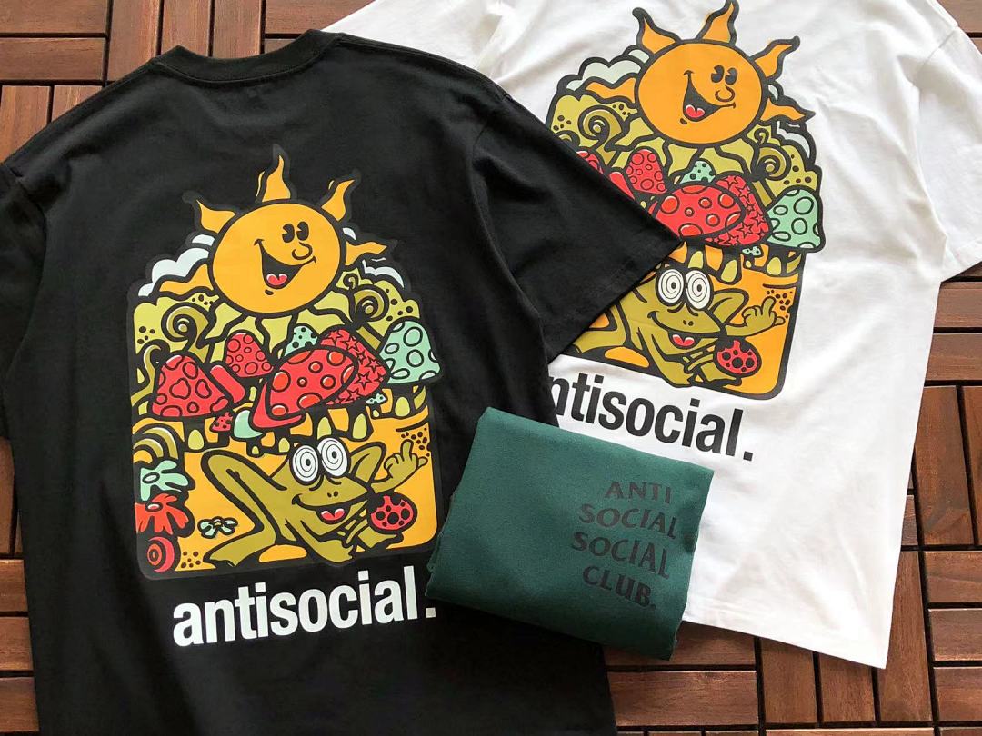 On Running ~88 ANTI SOCIAL CLUB T-SHIRT - Image 4