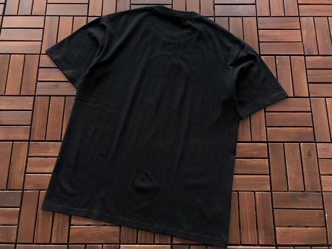 On Running ~85 UNDEFEATED T-SHIRT 55071018 (Im 185CM 70KG Iwear Size L In The Photo) - Image 18