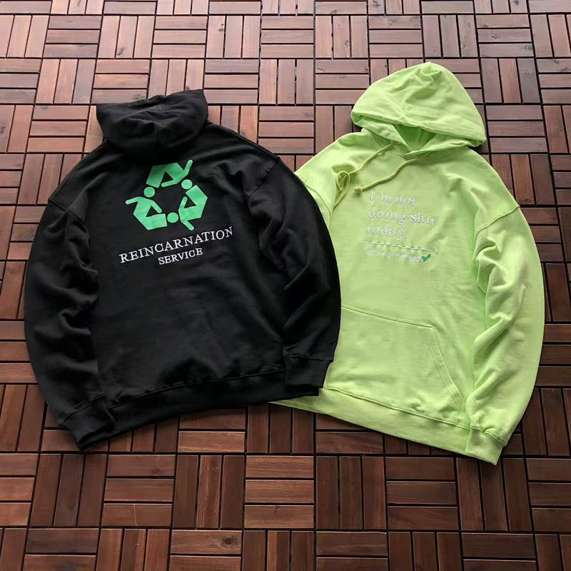 ~179 VETEMENTS HOODIE 22100815 (Im 180CM 68KG Iwear Size M In The Photo), photo 1