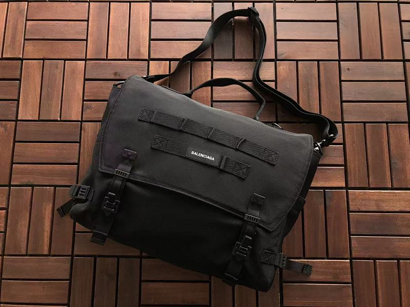 ~449 B🔥L🔥🔥🔥IA🔥A BAG 22112702 (Long 36CM* Wide 38CM* High 17CM), photo 1