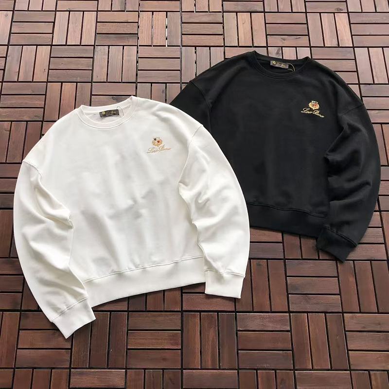 ~135 L🔥🔥O P🔥A🔥A SWEATER, photo 1