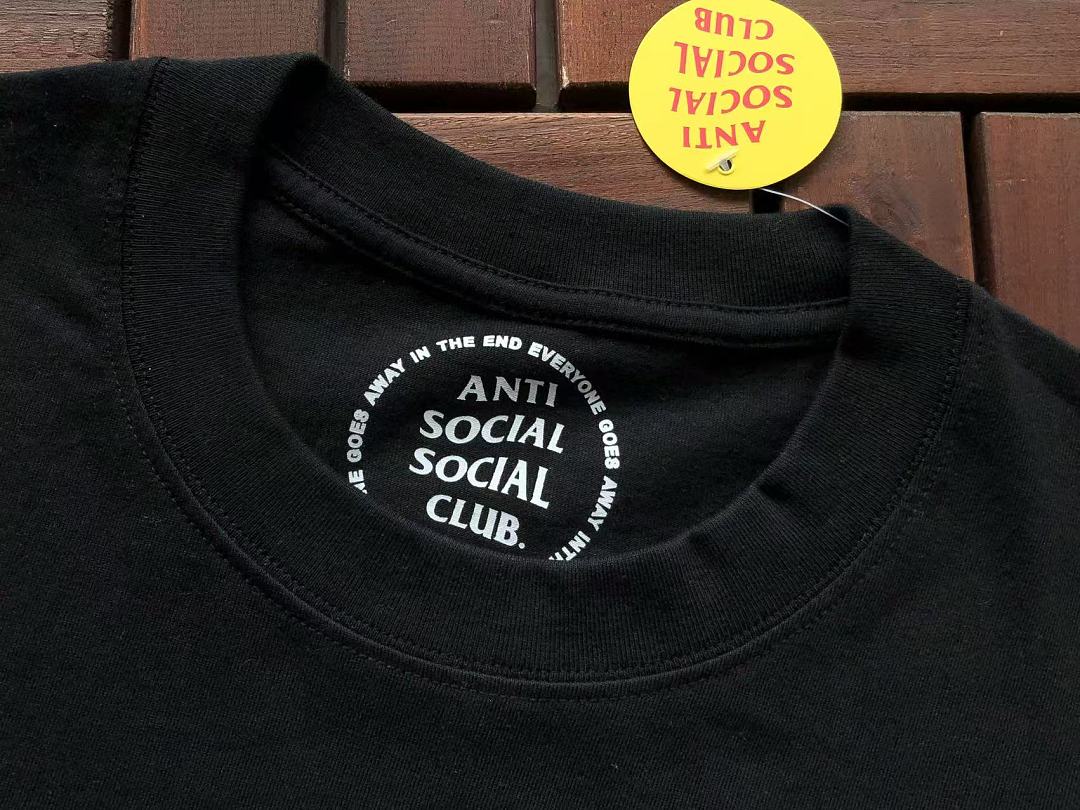 On Running ~ 85 ANTI SOCIAL CLUB T-SHIRT 55071644 (Im 185CM 70KG Iwear Size L In The Photo) - Image 19