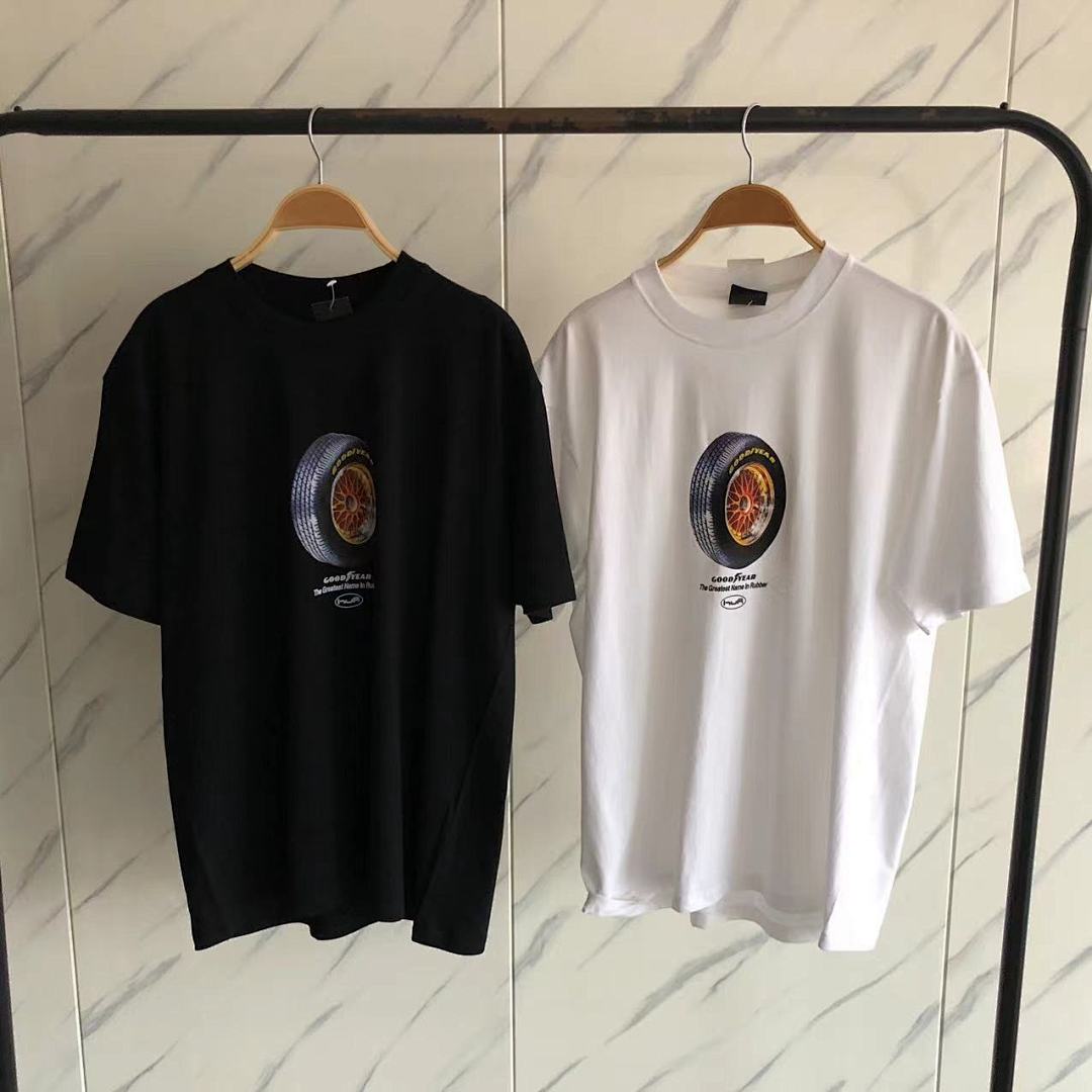 On Running ~85 HUF T-SHIRT - Image 17