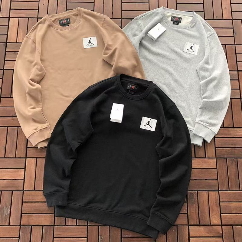 Other ~125 AIR J🔥RD🔥N SWEATER 55020552 (Im 185CM 80KG Iwear Size L In The Photo), photo 1
