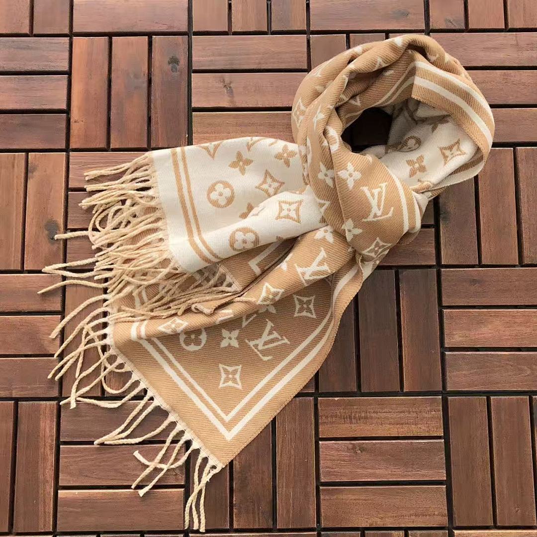 ~99 L🔥SCARF, photo 1