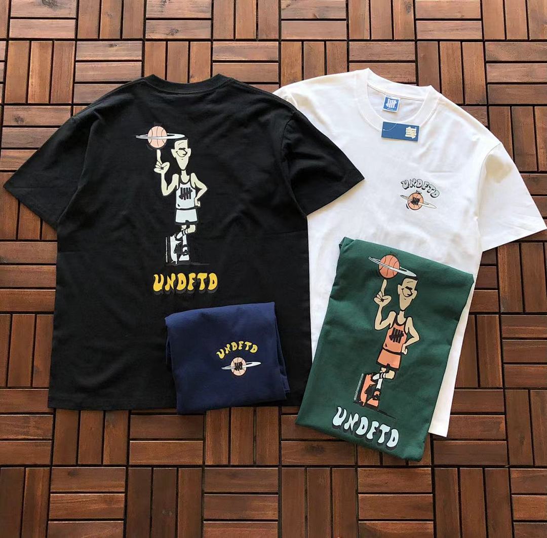 On Running ~89 UNDEFEATED T-SHIRT