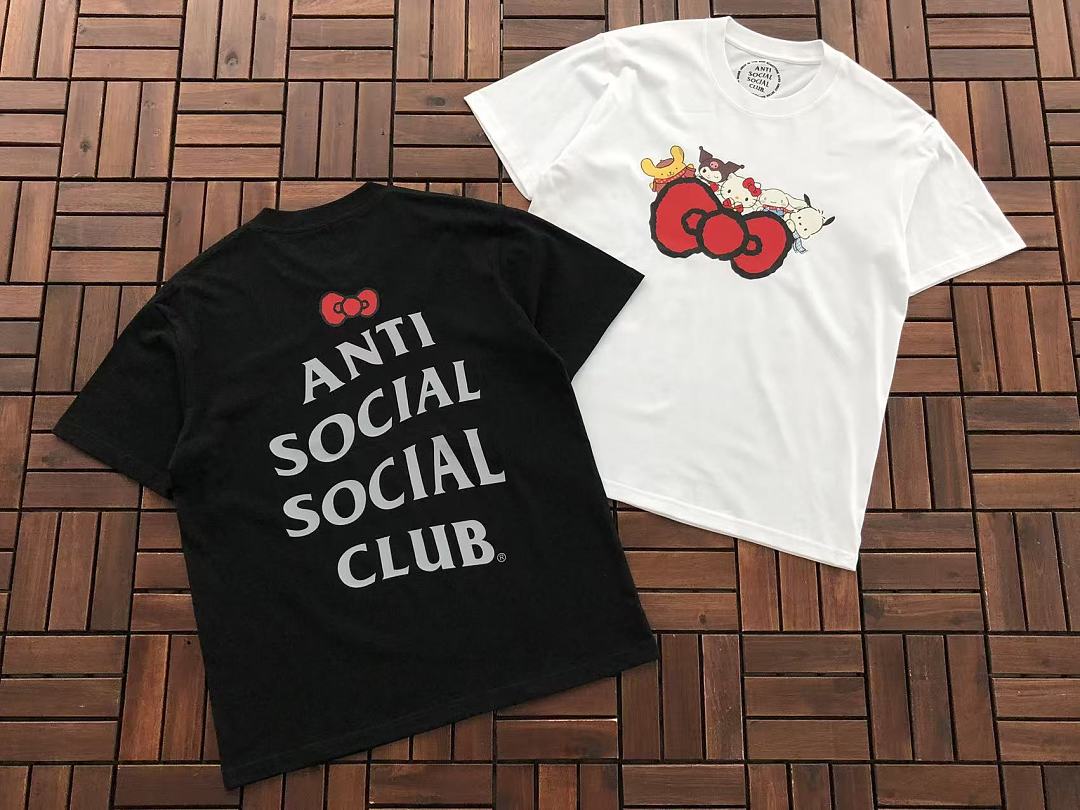 On Running ~85 ANTI SOCIAL CLUB & SANRIO T-SHIRT 55051894 (Im 185CM 70KG Iwear Size M In The Photo) - Image 5