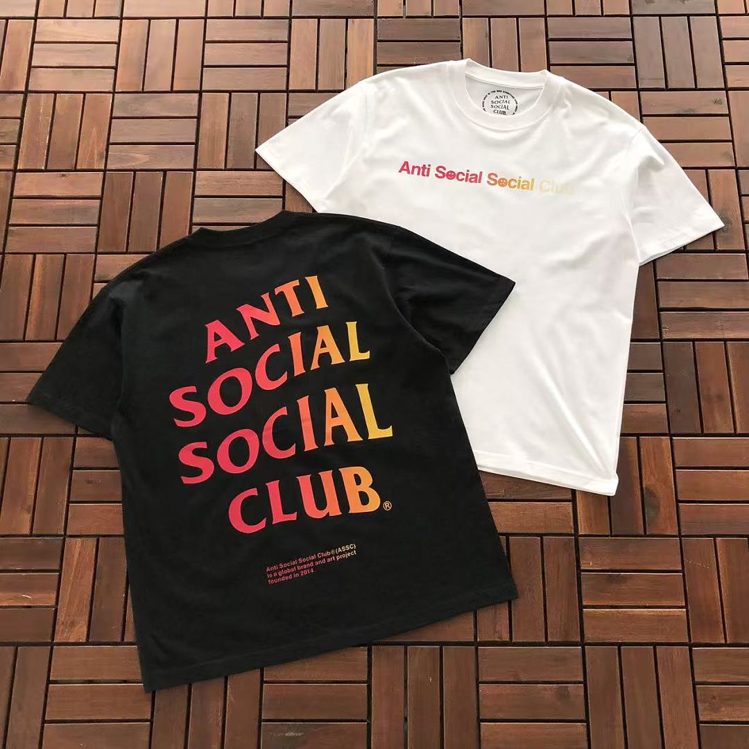 On Running ~85 ANTI SOCIAL CLUB T-SHIRT 55041546 (Im 185CM 70KG Iwear Size M In The Photo)