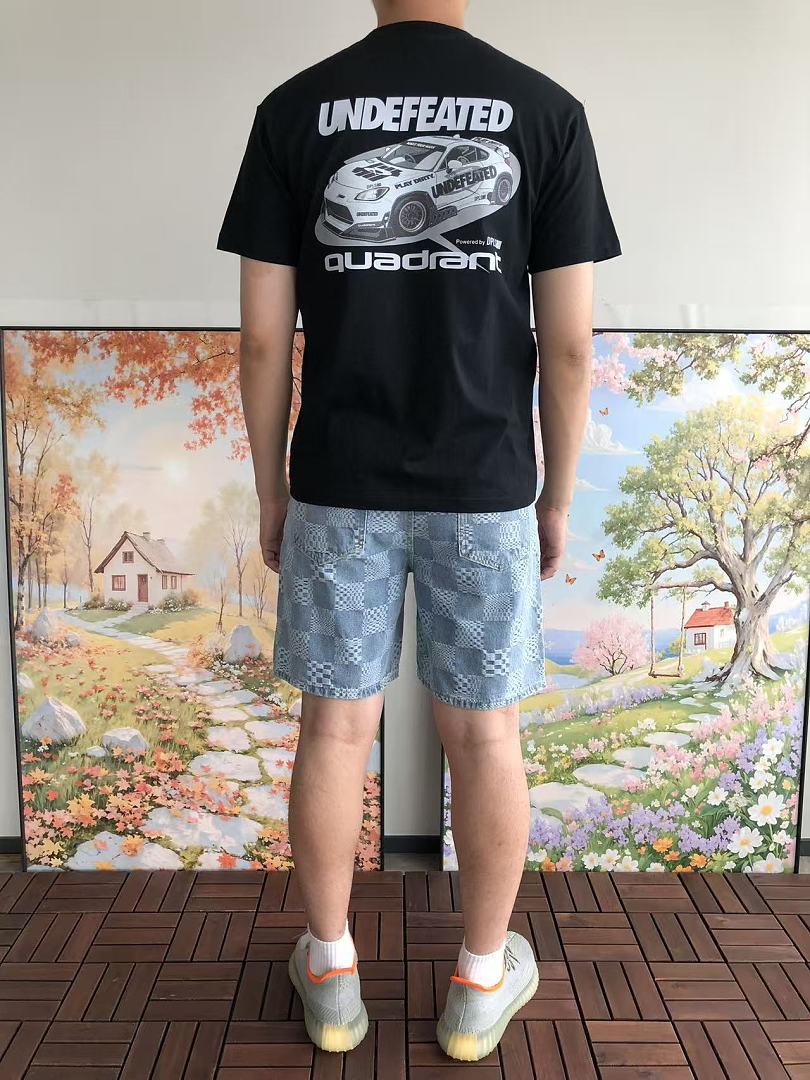 On Running ~85 UNDEFEATED T-SHIRT 55051458 (Im 185CM 80KG Iwear Size M In The Photo) - Image 7