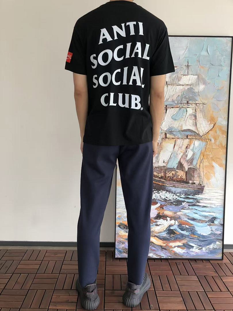 On Running ~85 ANTI SOCIAL CLUB & COCACOLA T-SHIRT 55041282 (Im 185CM 70KG Iwear Size M In The Photo) - Image 4