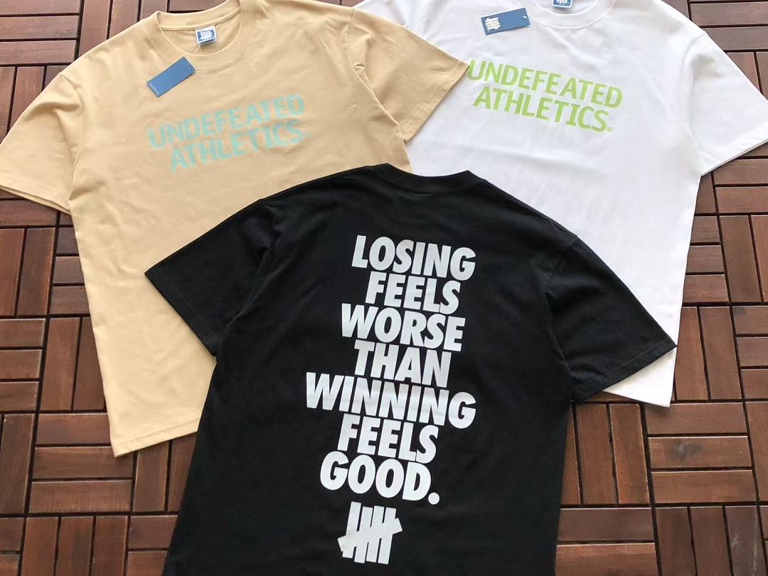 On Running ~85 UNDEFEATED T-SHIRT 55071016 (Im 185CM 70KG Iwear Size L In The Photo) - Image 6