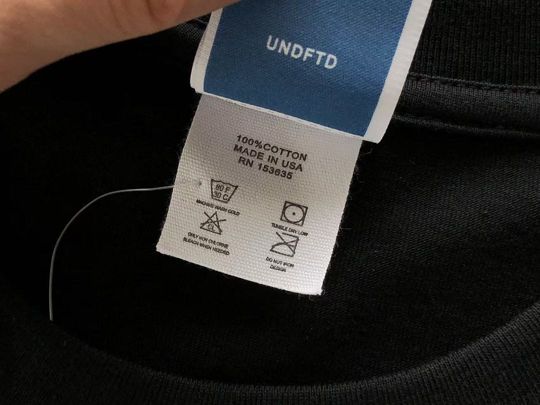 On Running ~85 UNDEFEATED T-SHIRT 55070617 (Im 185CM 80KG Iwear Size L In The Photo) - Image 25