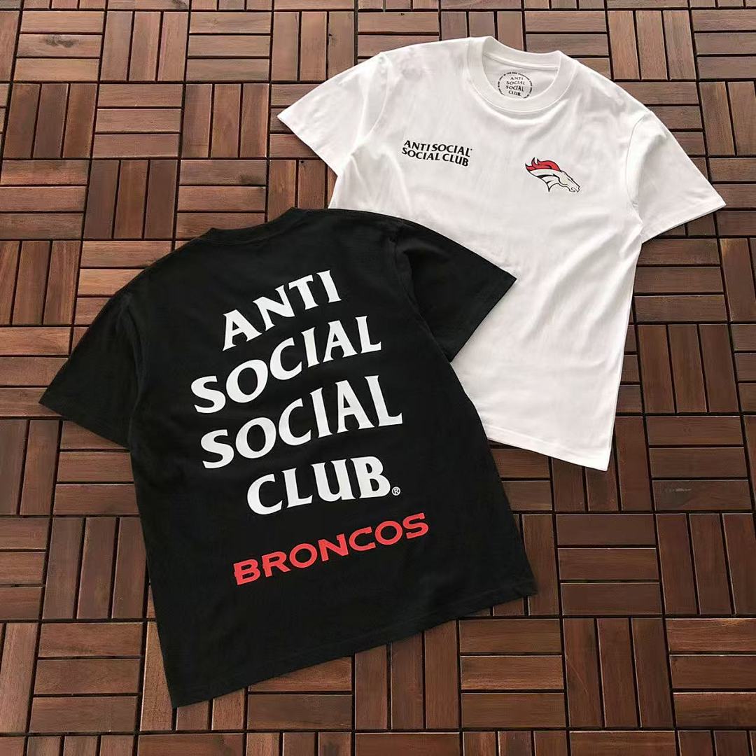 On Running ~ 85 ANTI SOCIAL CLUB T-SHIRT 55041238 (Im 185CM 70KG Iwear Size M In The Photo)