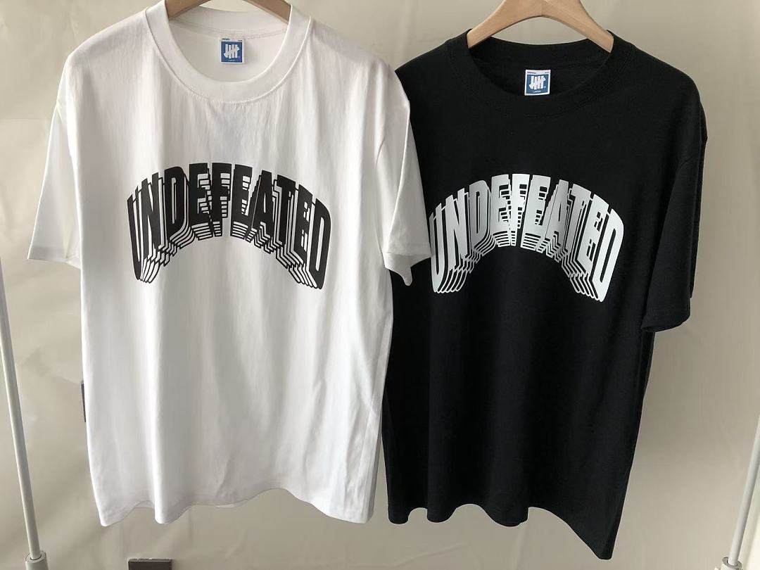 On Running ~85 UNDEFEATED T-SHIRT 55071054 (Im 185CM 70KG Iwear Size L In The Photo) - Image 19