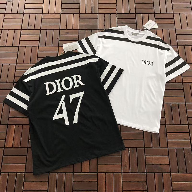 Other ~119 D🔥O🔥 T-SHIRT 77051030 (Im 180CM 68KG Iwear Size L In The Photo), photo 1