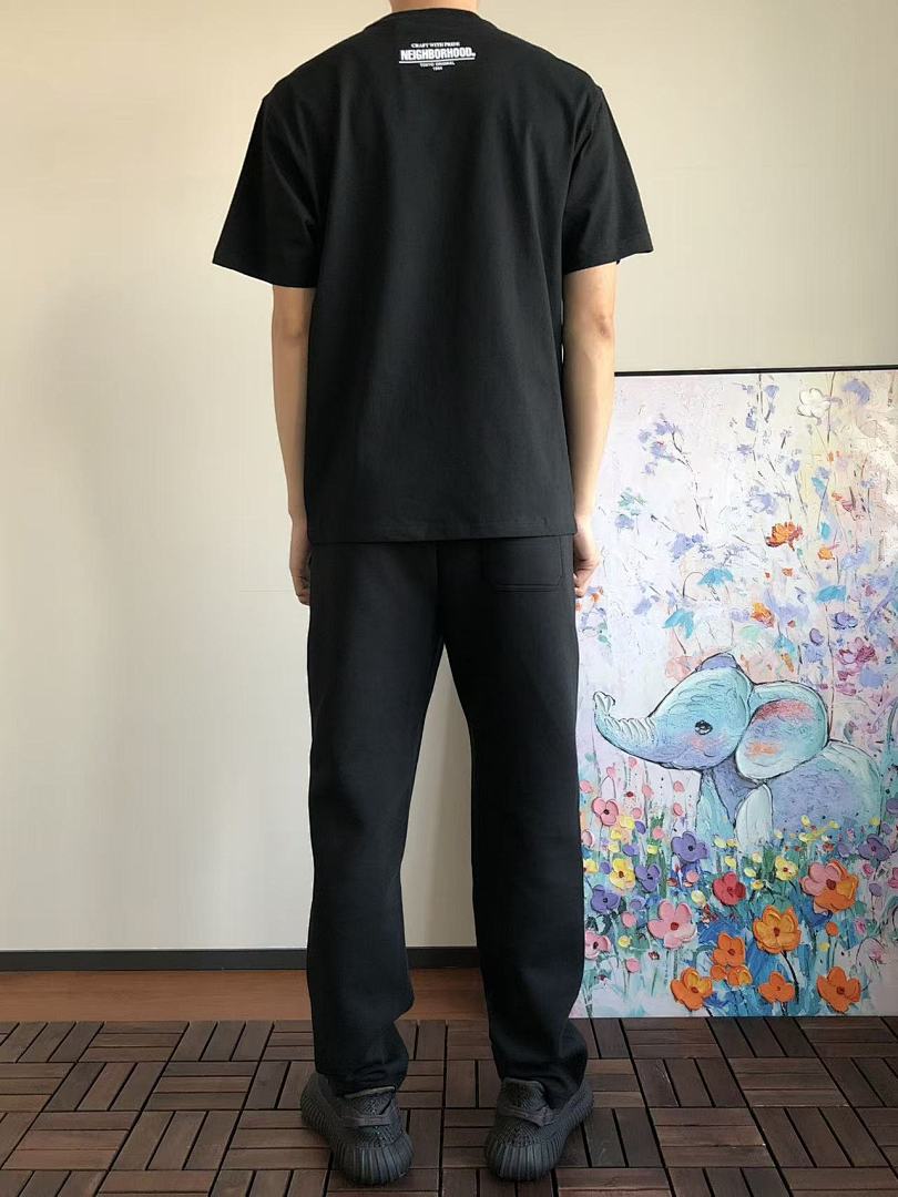 On Running ~109 NEIGHBORHOOD T-SHIRT 11121846 (Im 180CM 68KG Iwear Size M In The Photo) - Image 4