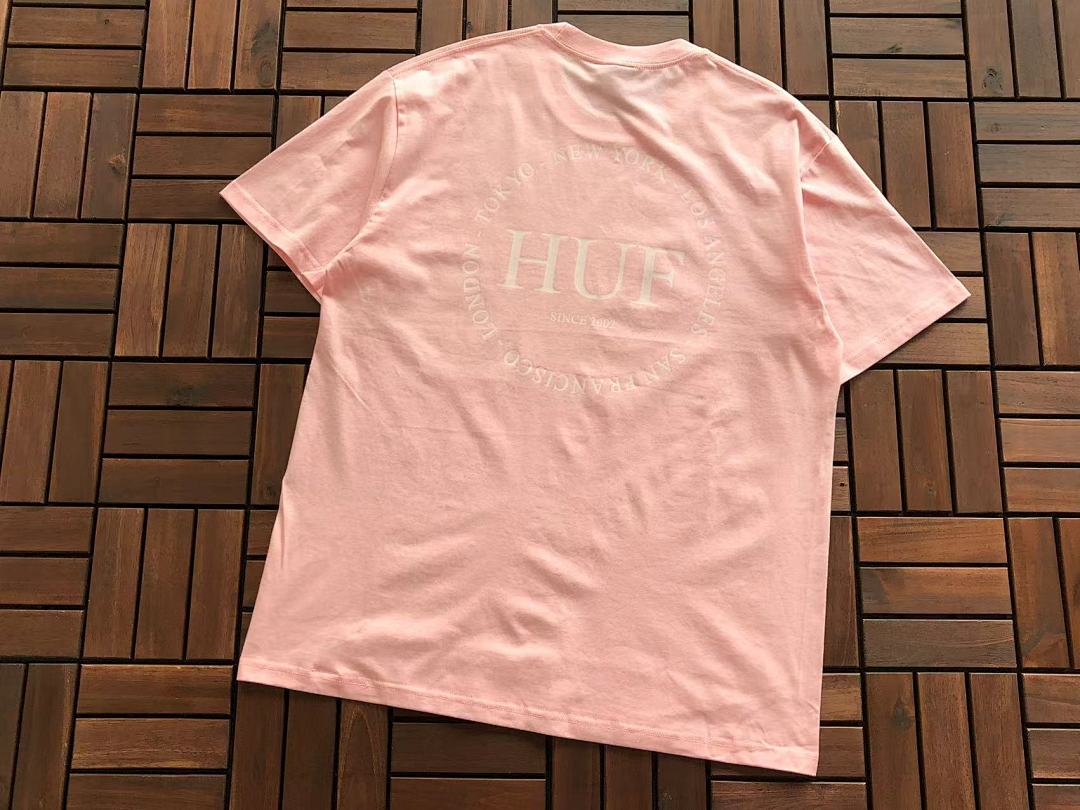 On Running ~85 HUF T-SHIRT - Image 17