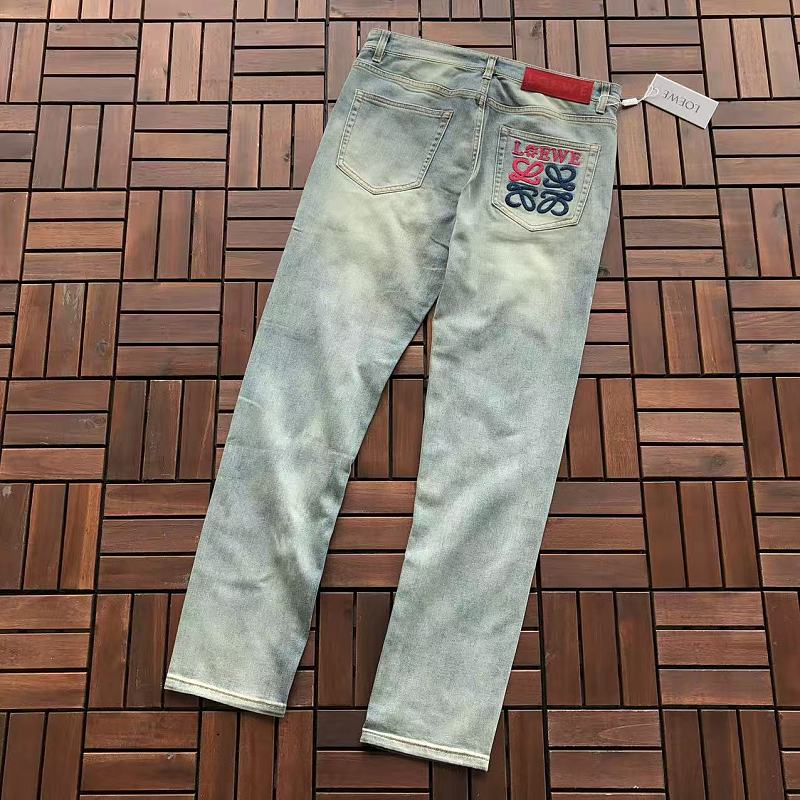 ~179 Lš„Eš„š„JEANS, photo 1