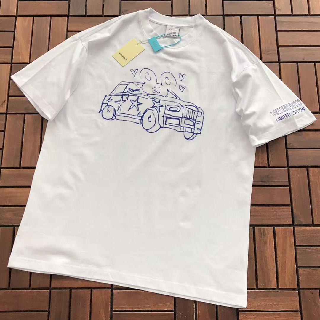 ~115 VETEMENTS T-SHIRT 66012582 (Im 176CM 58KG Iwear Size M In The Photo), photo 1