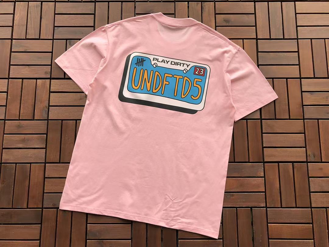 On Running ~ 85 UNDEFEATED T-SHIRT 55063062 (Im 180CM 68KG Iwear Size L In The Photo) - Image 13