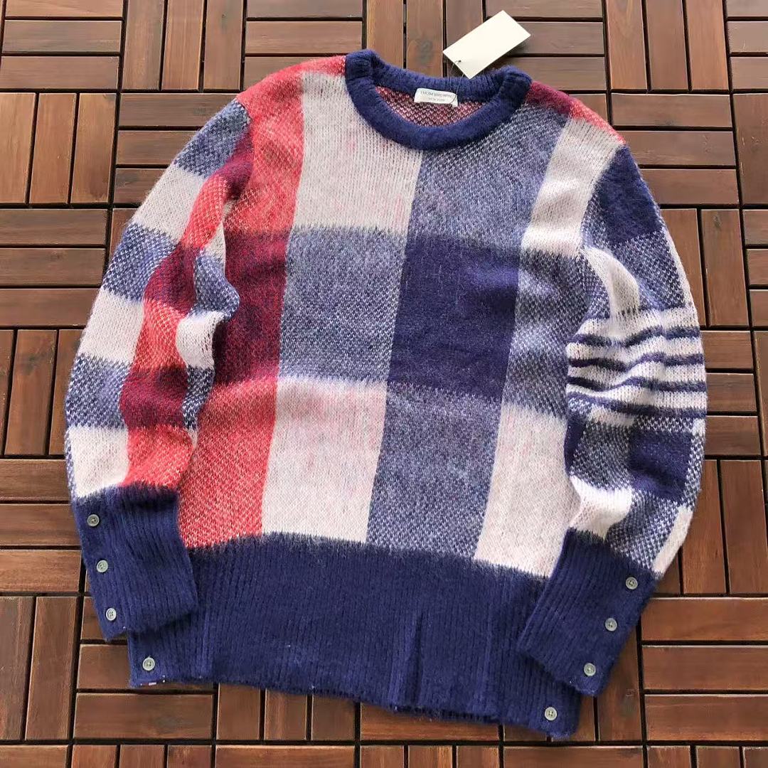 ~226 TH🔥M B🔥🔥W🔥E SWEATER 66080259 (Im 185CM 70KG Iwear Size XL In The Photo), photo 1