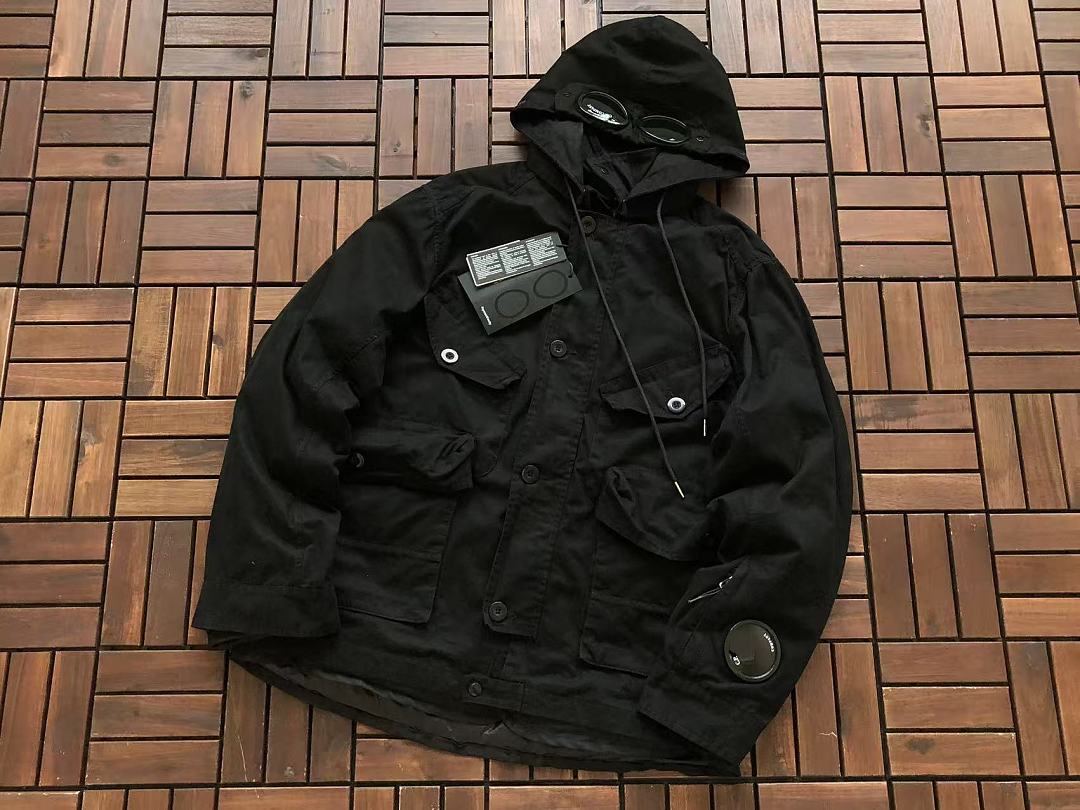 Other ~879 ~C.P. DOWN JACKET 11120528 (Im 180CM 68KG Iwear Size 48 In The Photo) - Image 10