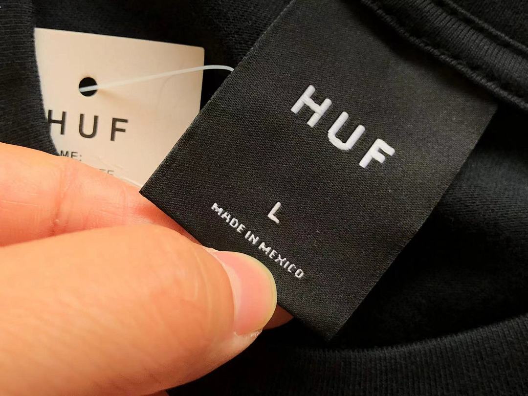 On Running ~85 HUF T-SHIRT - Image 27