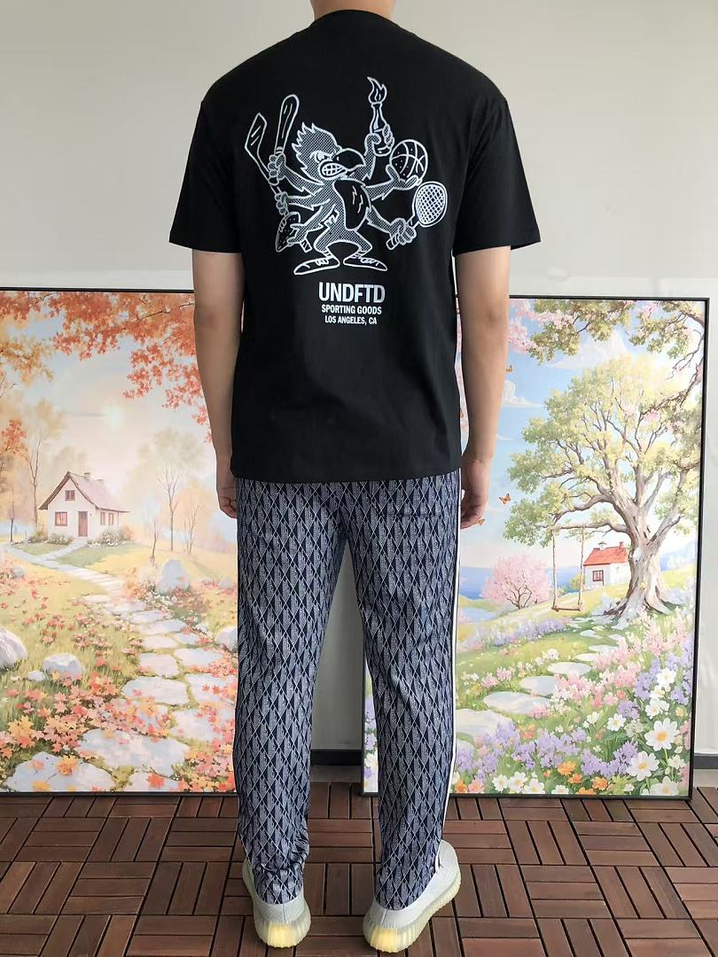 On Running ~85 UNDEFEATED T-SHIRT 55070673 (Im 185CM 80KG Iwear Size L In The Photo) - Image 4