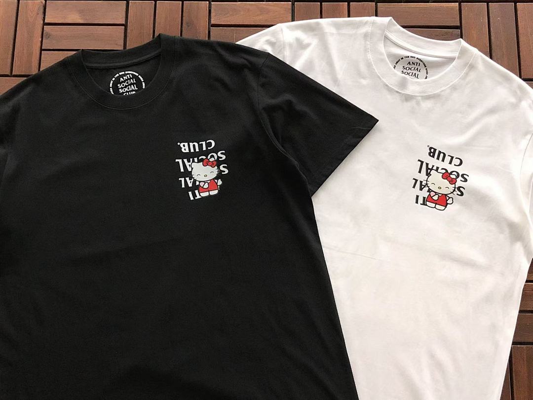 On Running ~ 85 ANTI SOCIAL CLUB & HELLO KITTY T-SHIRT - Image 8