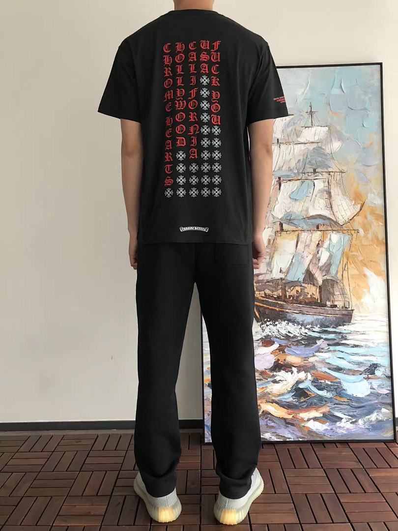 On Running ~109 CH🔥OM🔥 HE🔥RTS T-SHIRT 55022530 (Im 180CM 68KG Iwear Size S In The Photo) - Image 4