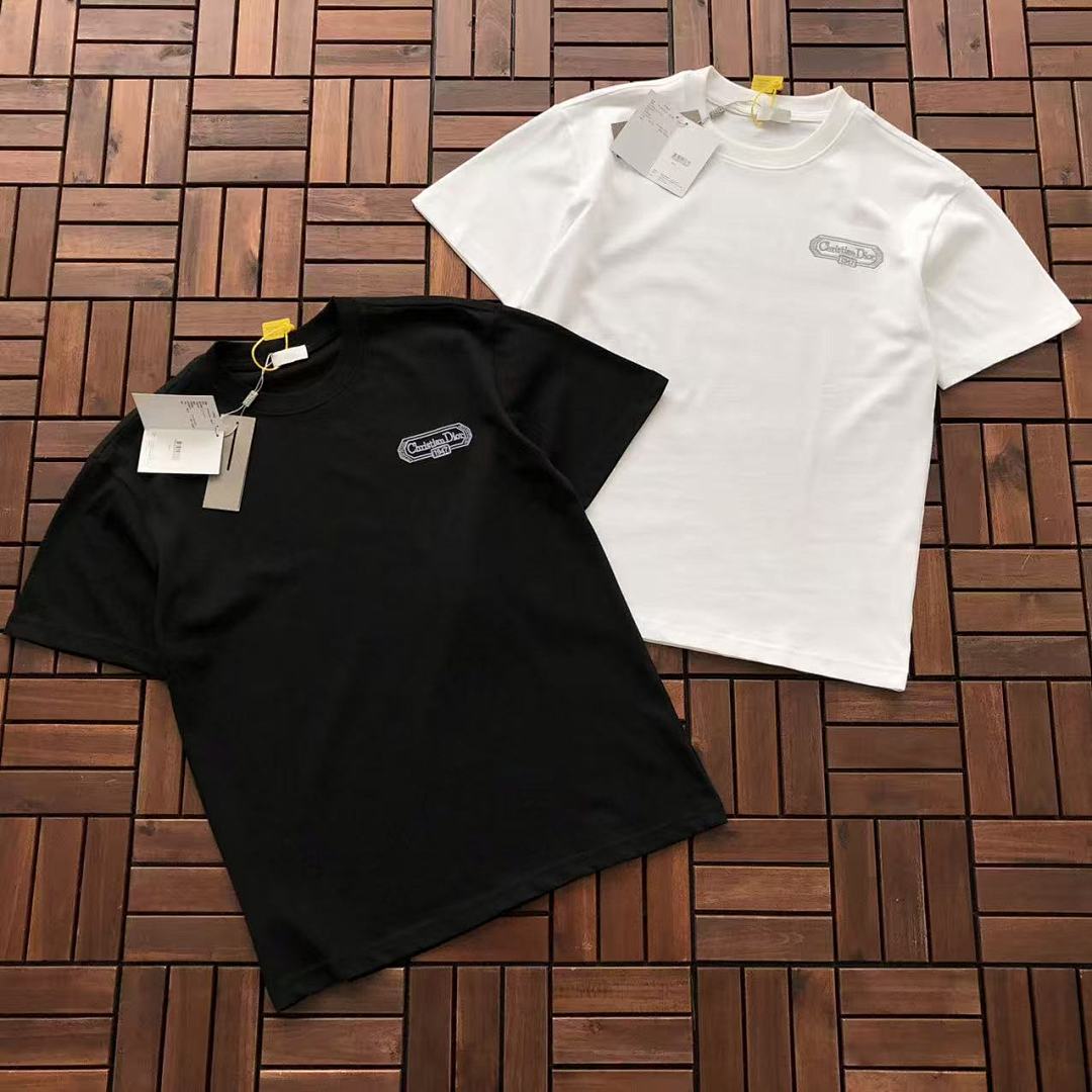 Other ~95 D🔥O🔥 T-SHIRT 77012945 (Im 180CM 68KG Iwear Size M In The Photo), photo 1