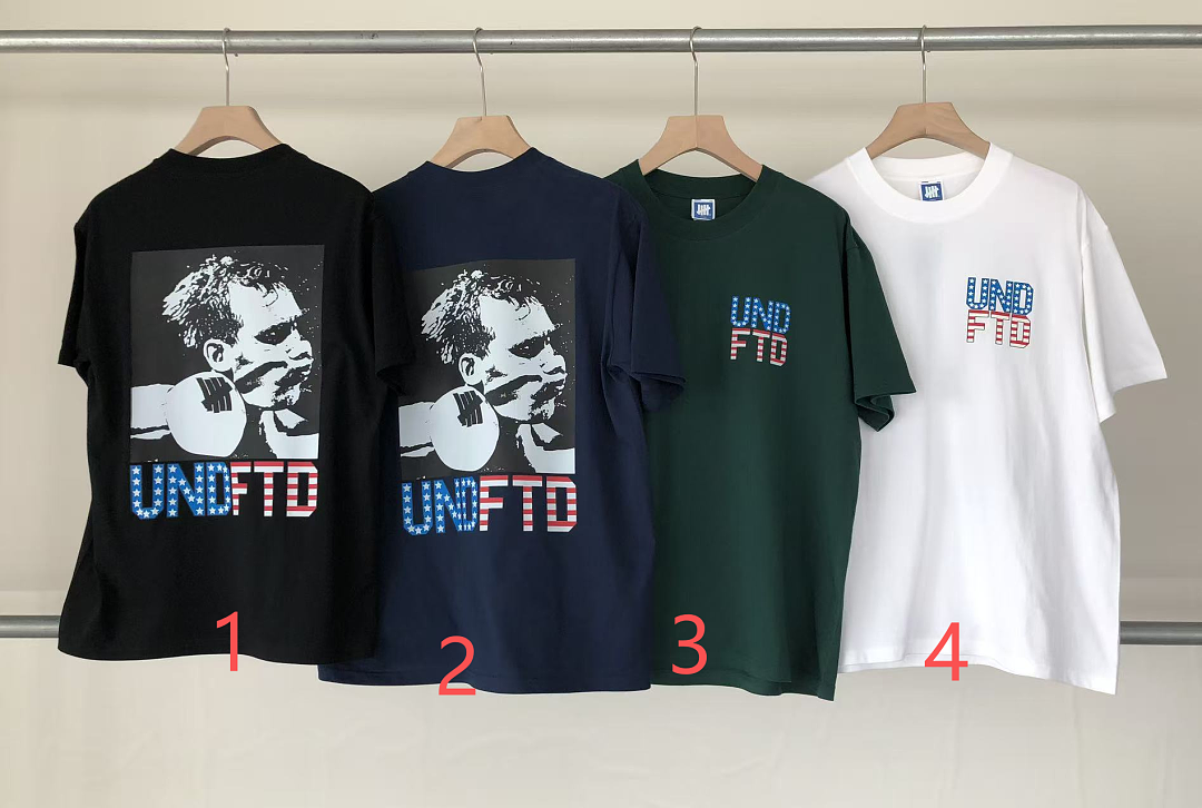 On Running ~ 85 UNDEFEATED T-SHIRT 55070667 (Im 185CM 80KG Iwear Size M In The Photo) - Image 2