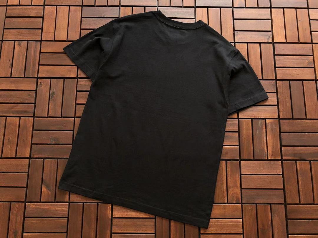On Running ~95 PLEASURES T-SHIRT - Image 13