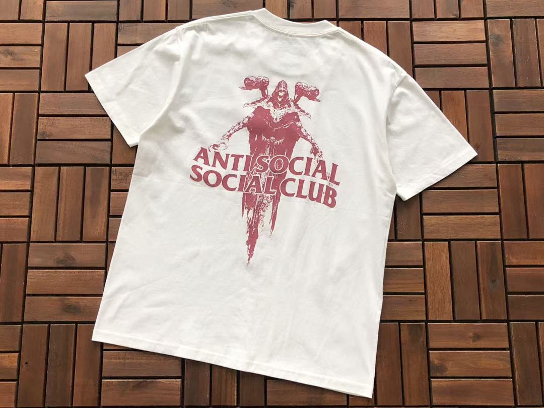 On Running ~85 ANTI SOCIAL CLUB T-SHIRT 11102132 (Im 176CM 58KG Iwear Size L In The Photo) - Image 10