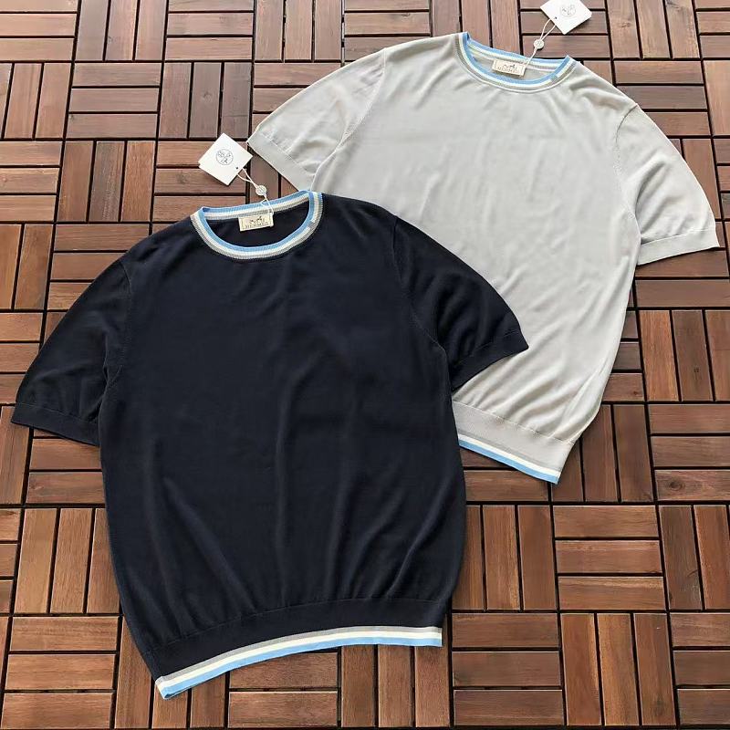 Other ~219 H🔥R🔥E🔥 T-SHIRT SWEATER 66060330 (Im 185CM 80KG Iwear Size L In The Photo), photo 1