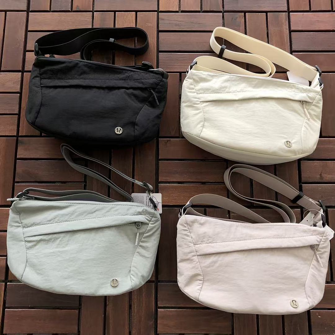 Other ~129 L🔥🔥UL🔥M🔥N BAG 66062241 (Long 30CM* Wide 18CM* High 9CM), photo 1